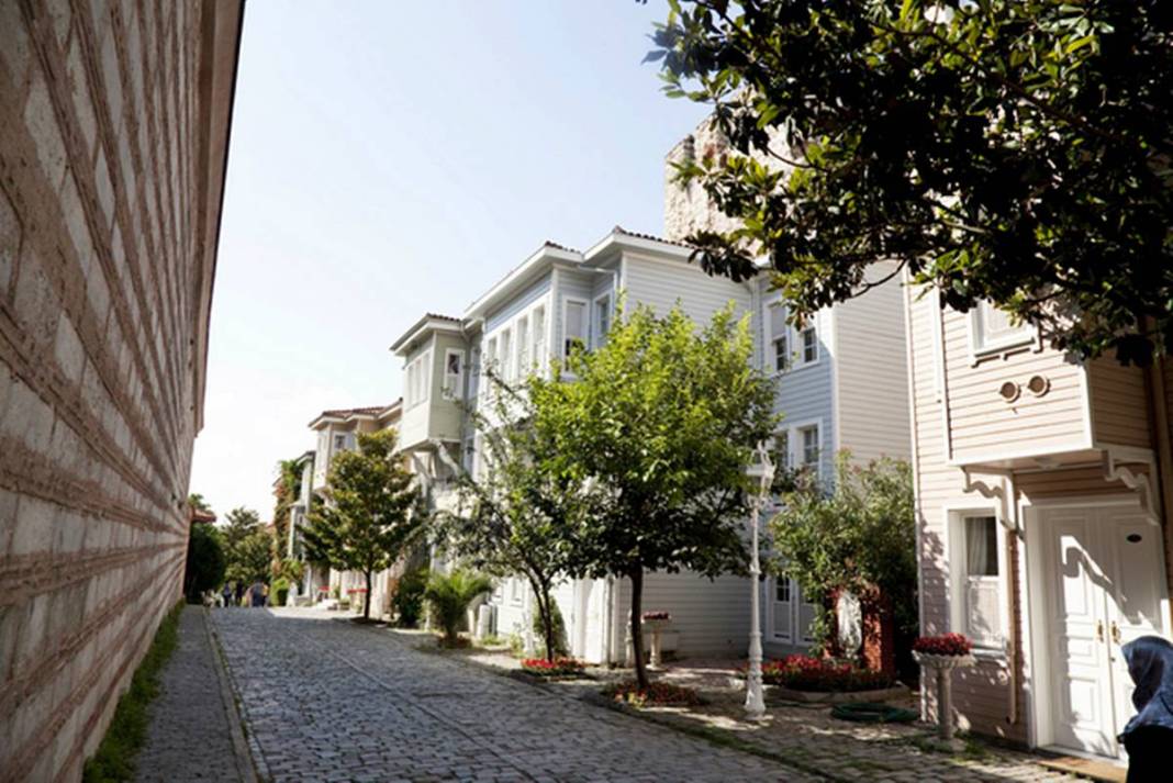 Saray hizmetlilerinden şeyhlere kadar herkes oradaydı: Hanedan, Dolmabahçe'ye taşınınca kaderi değişti 5